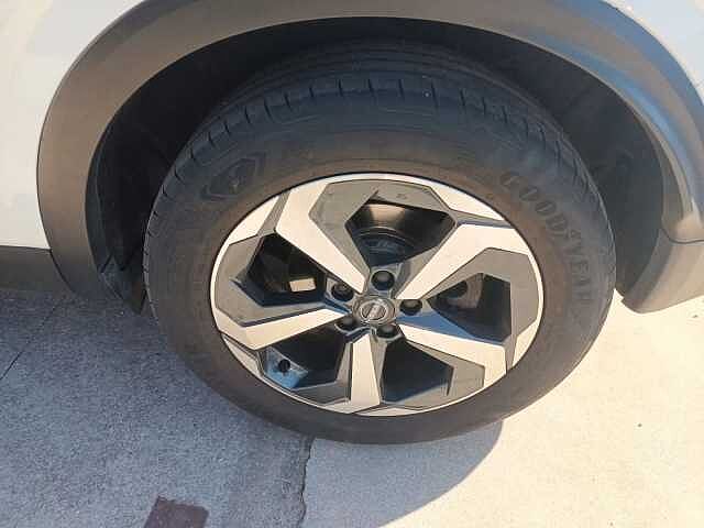 Nissan Qashqai DIG-T 103kW (140CV) mHEV 4x2 N-Connecta