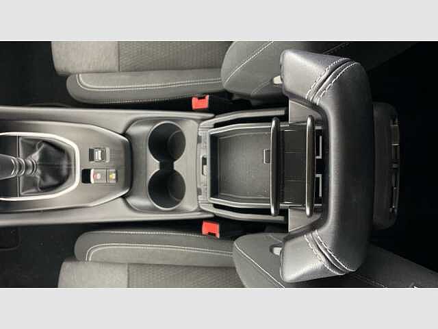 Nissan Qashqai DIG-T 103kW (140CV) mHEV 4x2 N-Connecta