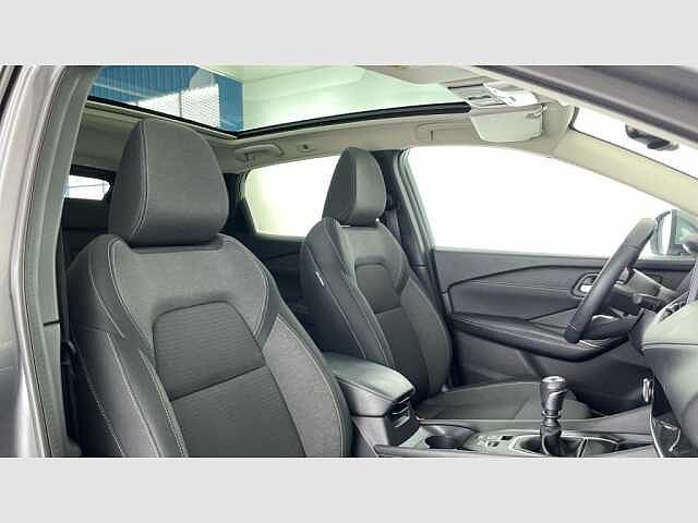 Nissan Qashqai DIG-T 103kW (140CV) mHEV 4x2 N-Connecta