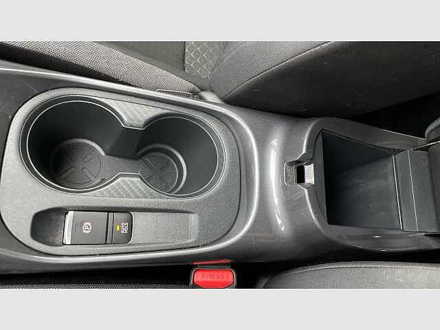 Nissan JUKE DIG-T 84 kW (114 CV) DCT 7V N-Connecta