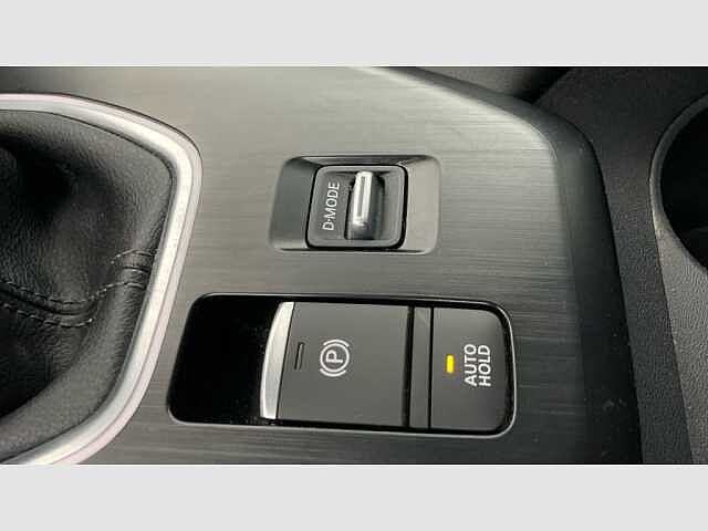 Nissan Qashqai DIG-T 103kW (140CV) mHEV 4x2 N-Connecta