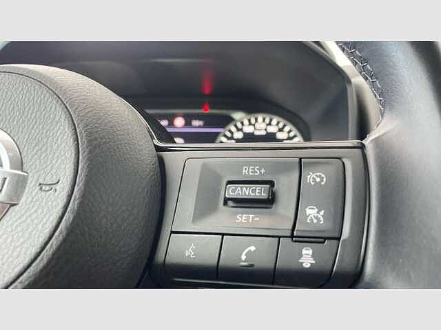 Nissan Qashqai DIG-T 103kW (140CV) mHEV 4x2 N-Connecta