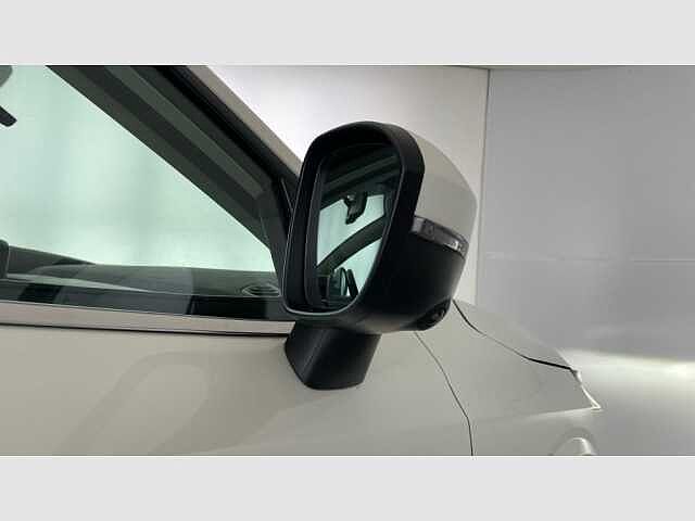 Nissan Qashqai DIG-T 103kW (140CV) mHEV 4x2 N-Connecta