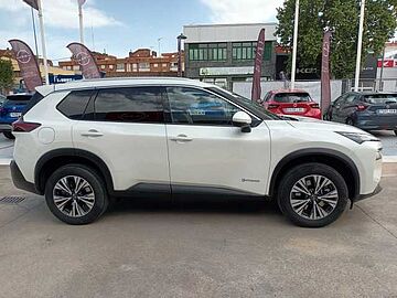 Nissan X-Trail 5pl 1.5 e-POWER 152kW 4x2 A/T N-Connecta YUKI WHITE