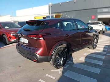 Nissan Qashqai DIG-T 103kW (140CV) mHEV 4x2 Acenta Burgundy (metalizada)