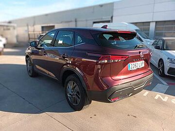 Nissan Qashqai DIG-T 103kW (140CV) mHEV 4x2 Acenta Burgundy (metalizada)