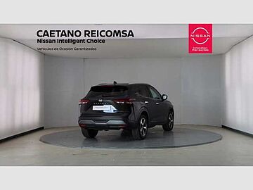 Nissan Qashqai DIG-T 103kW (140CV) mHEV 4x2 N-Connecta Midnight Black (metalizado)