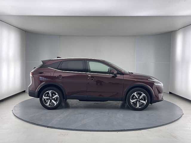 Nissan Qashqai DIG-T 103kW (140CV) mHEV 4x2 N-Connecta